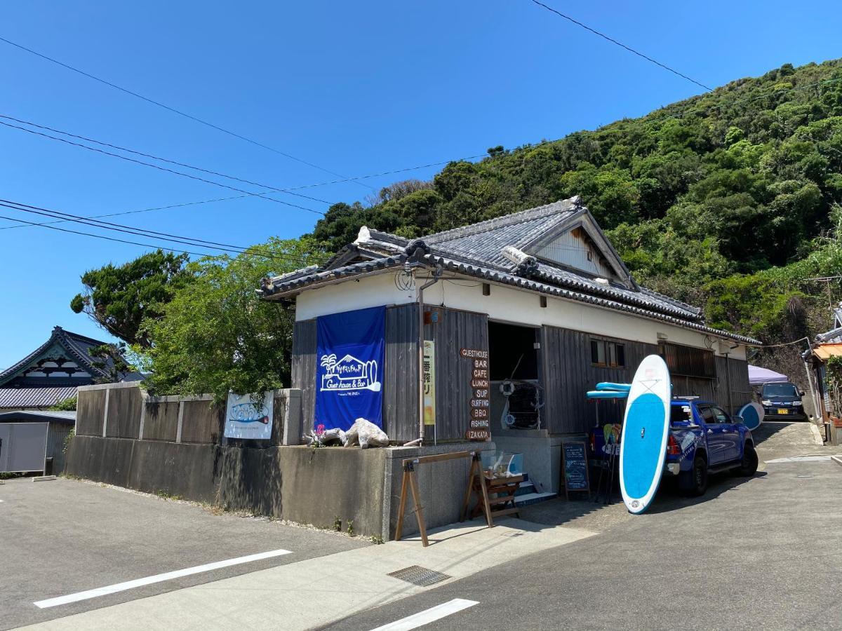 Guest House & Bar Diamond Head Mihana Eksteriør bilde